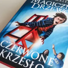 Magiczne Drzewo: Czy to lektura, która wciągnie Twoje dziecko?