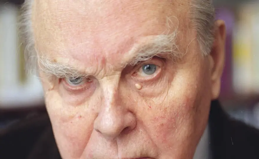 Czesław Miłosz: Autor "Pieska przydrożnego". Co kryje książka?