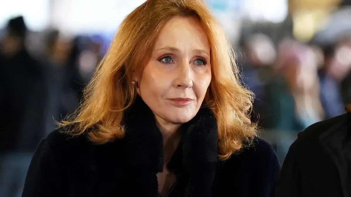 J. K. Rowling: Autorka Harry'ego Pottera pseudonim, sukces, kontrowersje
