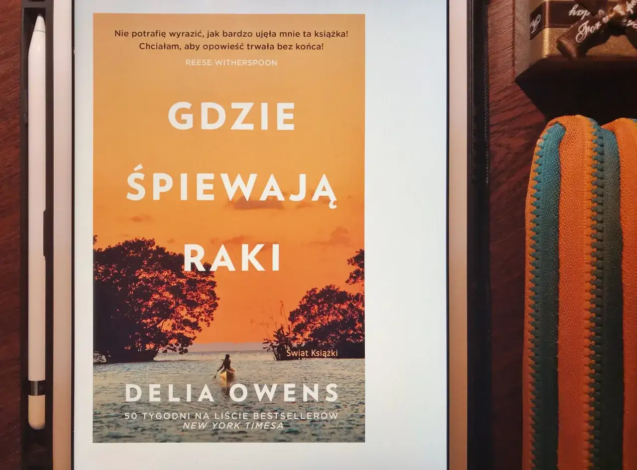 okładka książki Gdzie śpiewają raki polska i angielska
